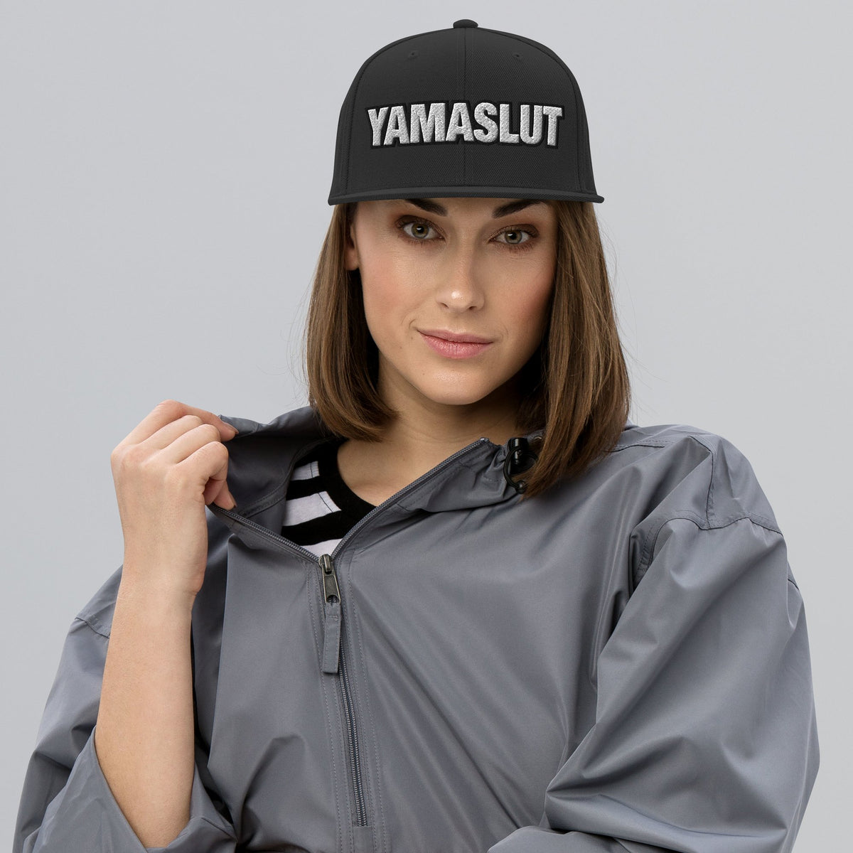 Caps
